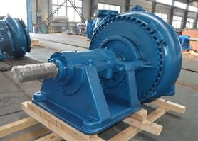 Gravel stage pumps and cantilever structure